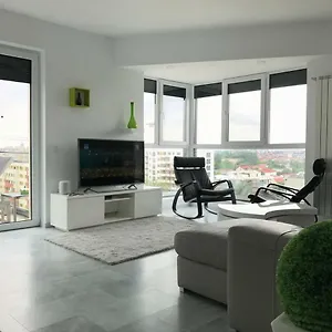 Luxury Westpark 2 With View Apartament