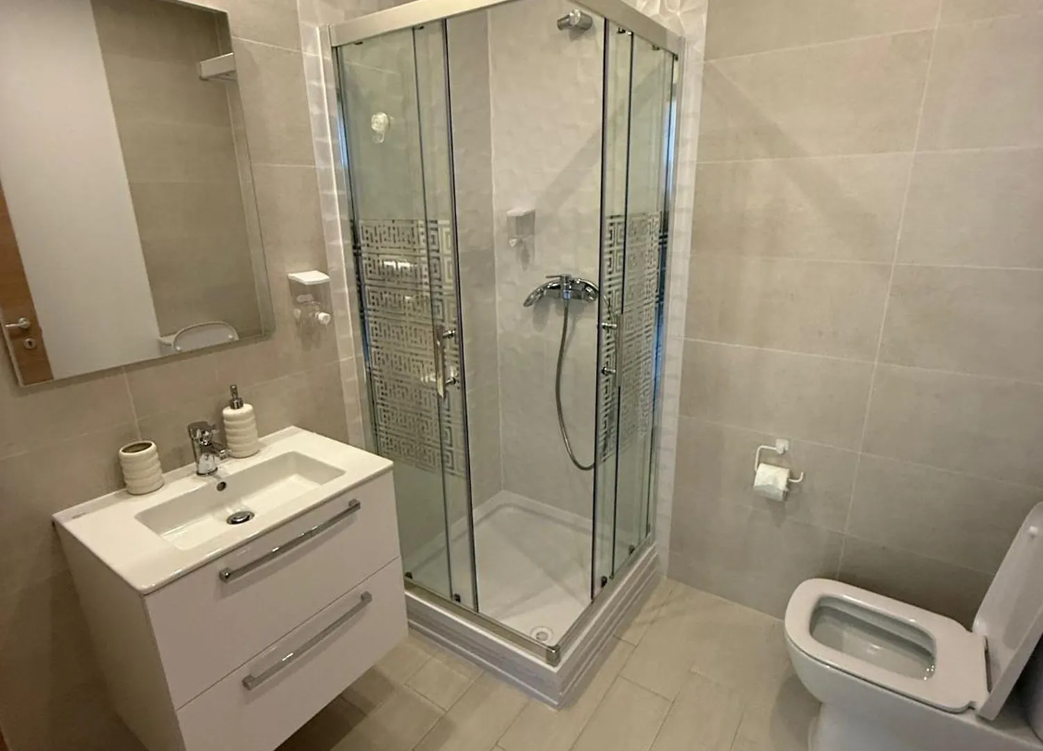 Cataleya Suites Apartament'S Bucharest 0*,